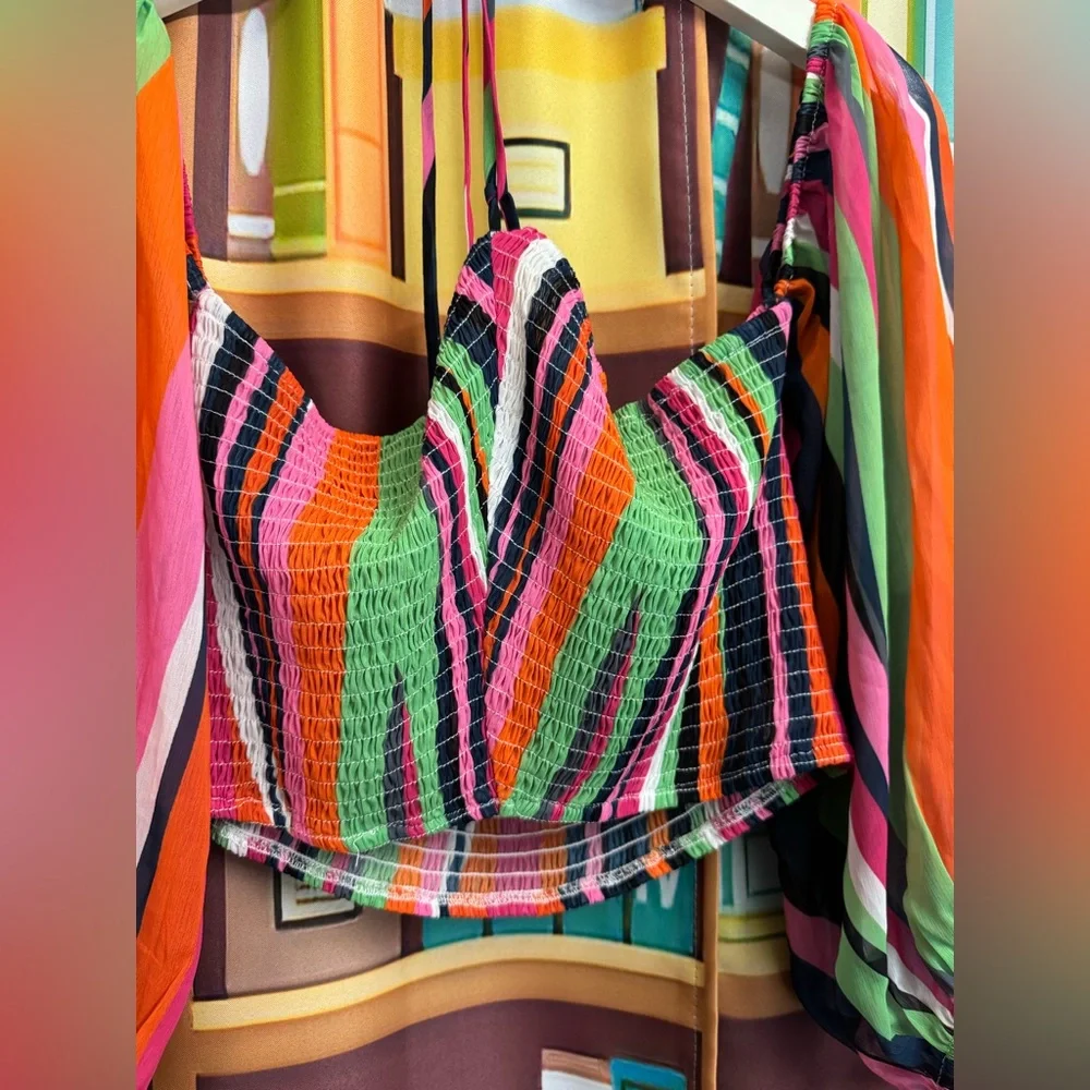 Colorful Striped Crop Top - Picture 5 of 5